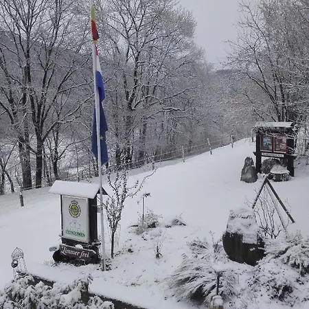 Walhalja 3* 슈말렌부르크