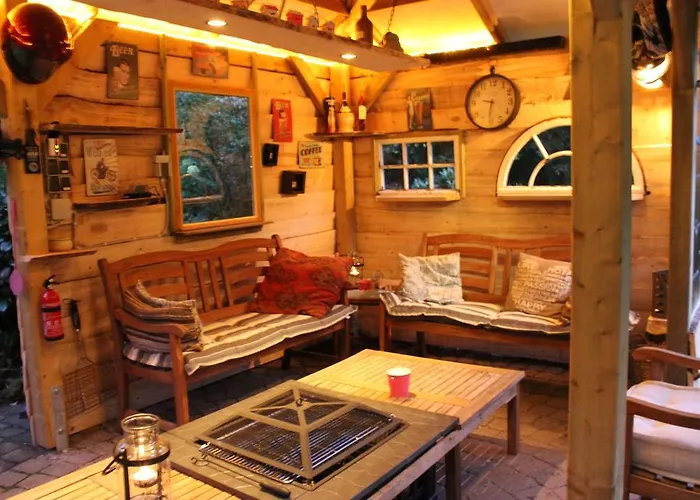 Walhalja Bed & Breakfast 4*